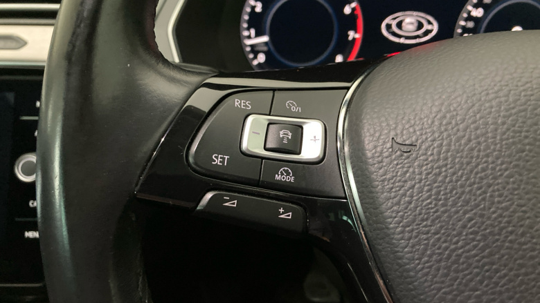 Volkswagen Passat 1.4 TSI 150 GT 5dr [Panoramic Roof] Petrol Estate